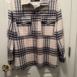 ZARA Oversized Flowy Plaid Shirt/Shacket - LIKE NEW - Small